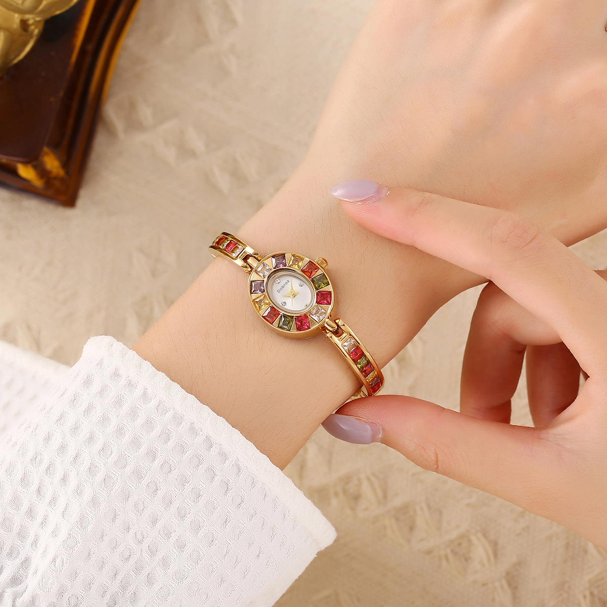 Cay Medieval Watch Women's Sma - Luxury Watch Class incelemesi ve fiyatı