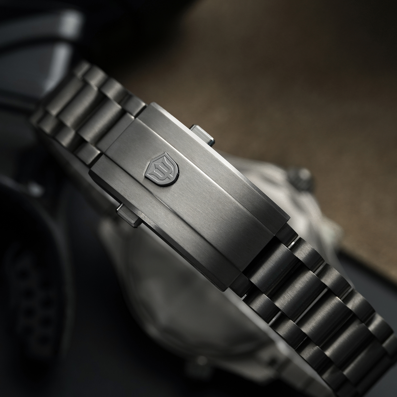 Watchdives WD007 V4 NTTD Mecha - Luxury Watch Men incelemesi ve fiyatı