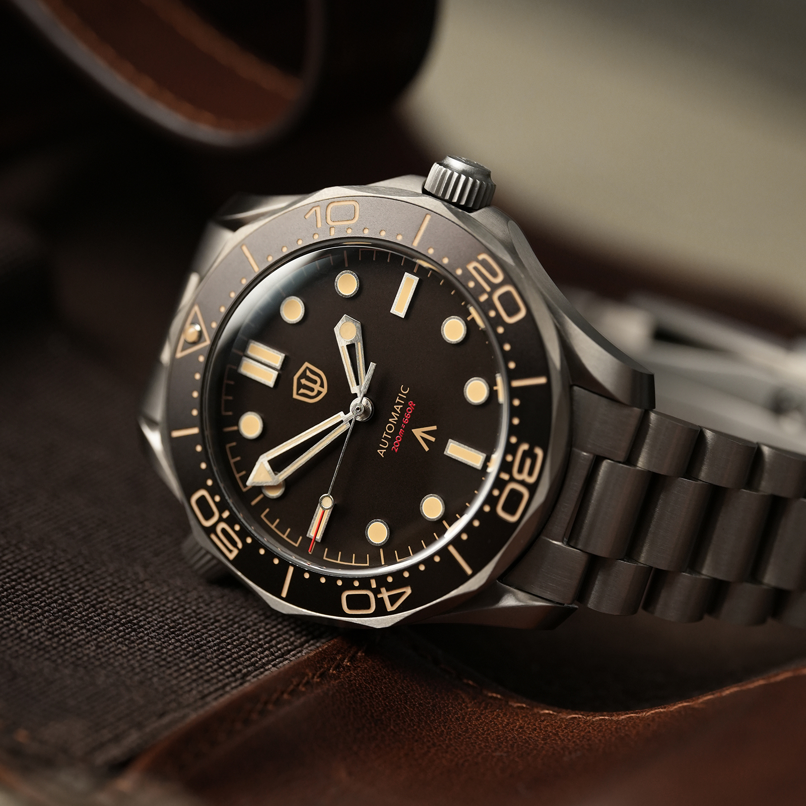 Watchdives WD007 V4 NTTD Mecha - Luxury Watch Men incelemesi ve fiyatı