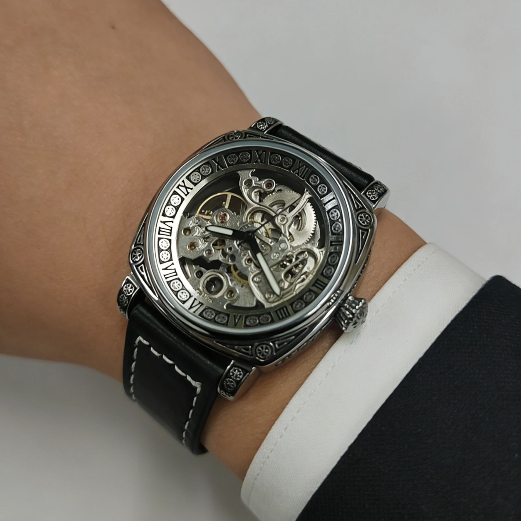 New Vintage Skeleton Mechanica - Luxury Watch It incelemesi ve fiyatı